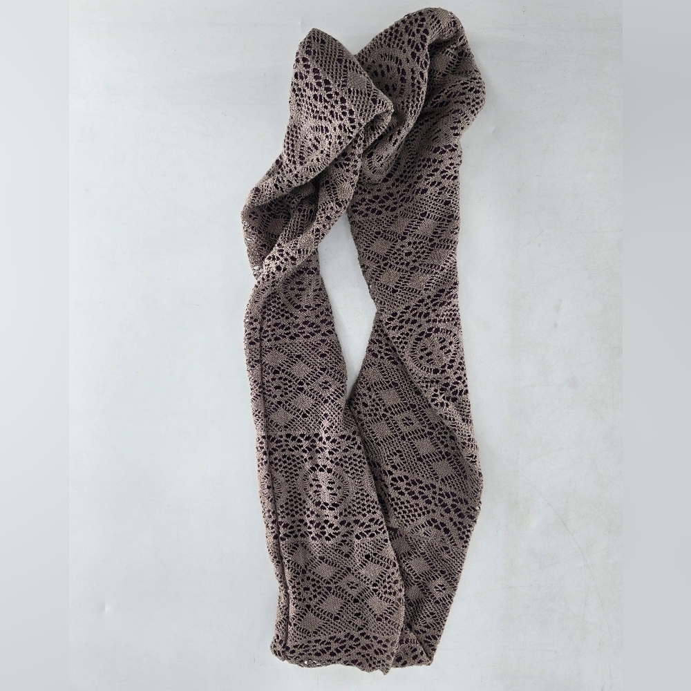 Tan Lace Wrap‎ with Intricate Design - Picture 5 of 6